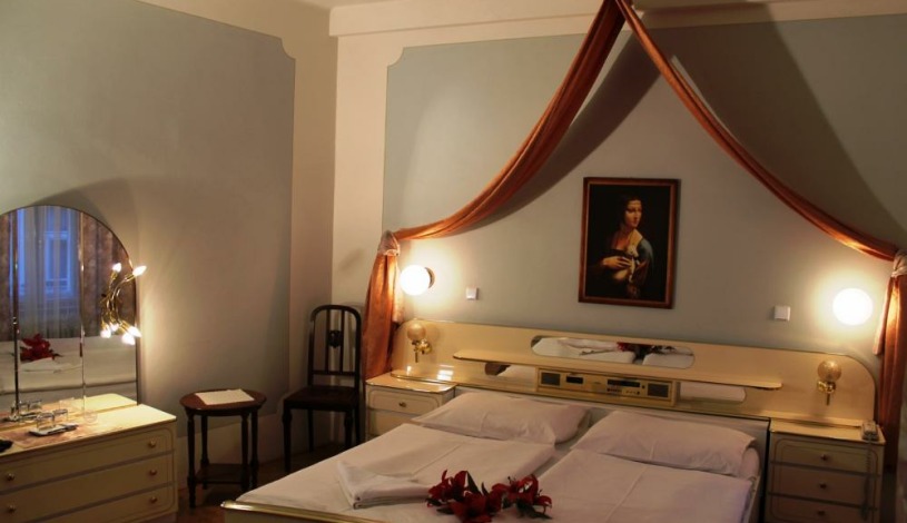 HOTEL TRUMF Mladá Boleslav - Apartmán